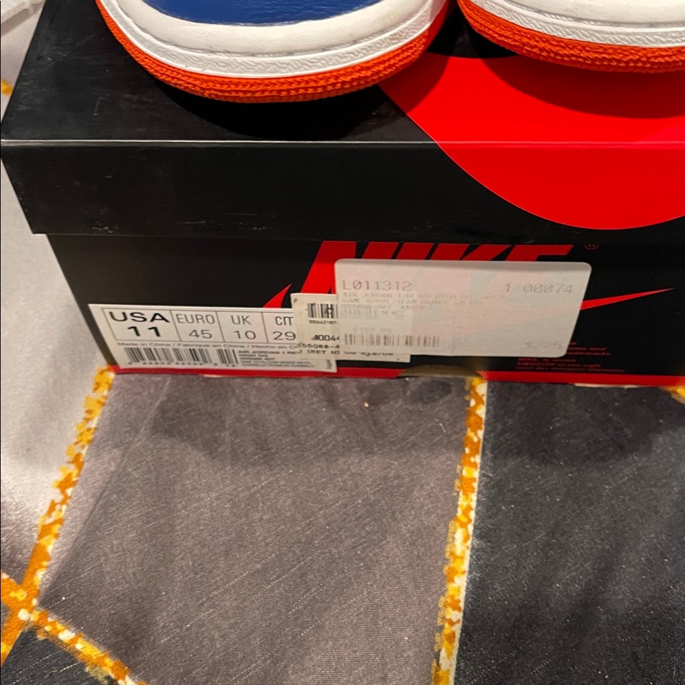 Nike High-Top Sneakers in Blue and Orange New York Knicks  Nike Air - Picture 7 of 13